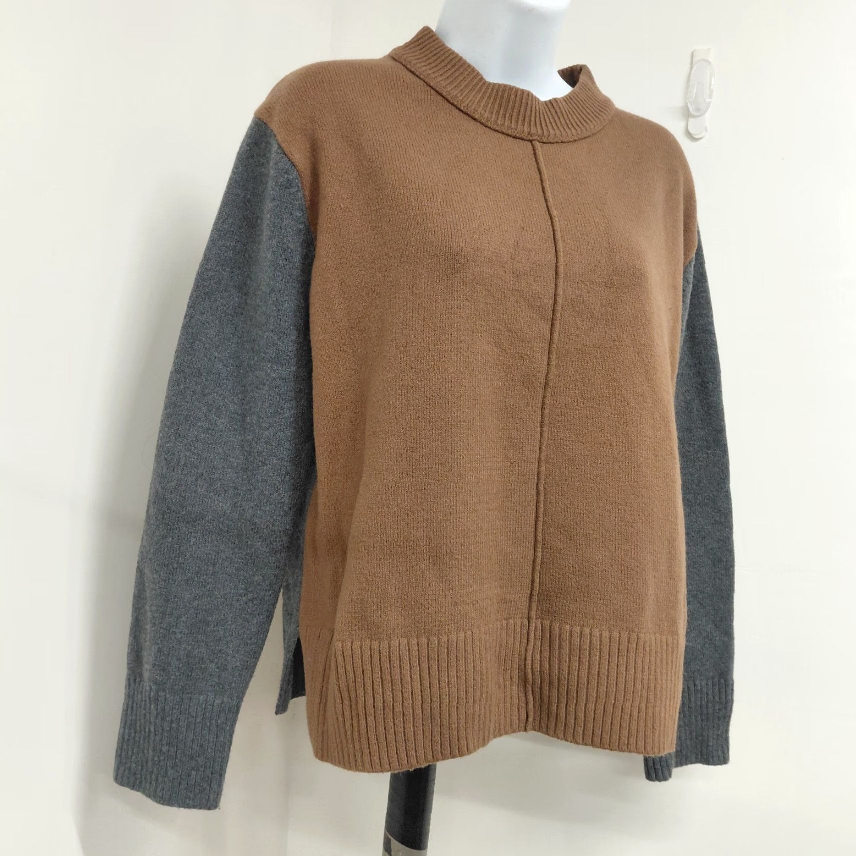Banana Republic Banana Republic Sweater Womens M Brown/Gray Long Sleeve Crewneck Wool Blend Knit Pullover Size M / US 6-8 / IT 42-44 - 3 Thumbnail