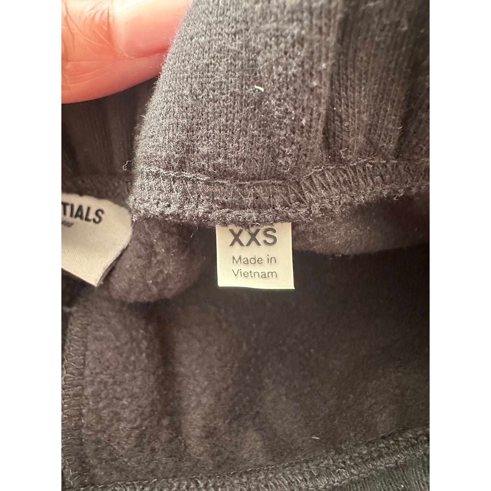Fear of God Fear of God Essentials Black Sweat Shorts Size XXS Size US 26 / EU 42 - 9 Thumbnail