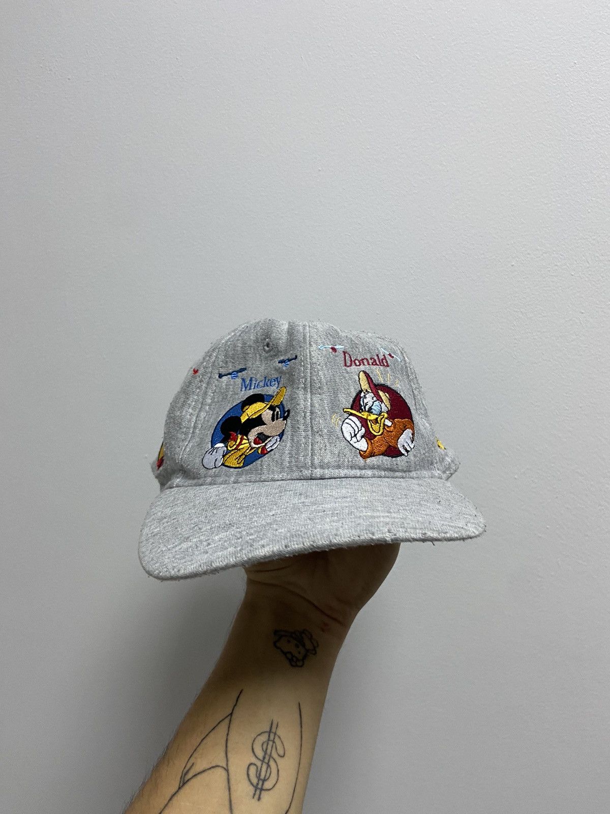 Disney × Mickey Mouse × Vintage Mickey Mouse Cartoon Cap Vintage Small Logo Donald Duck Size ONE SIZE - 4 Thumbnail