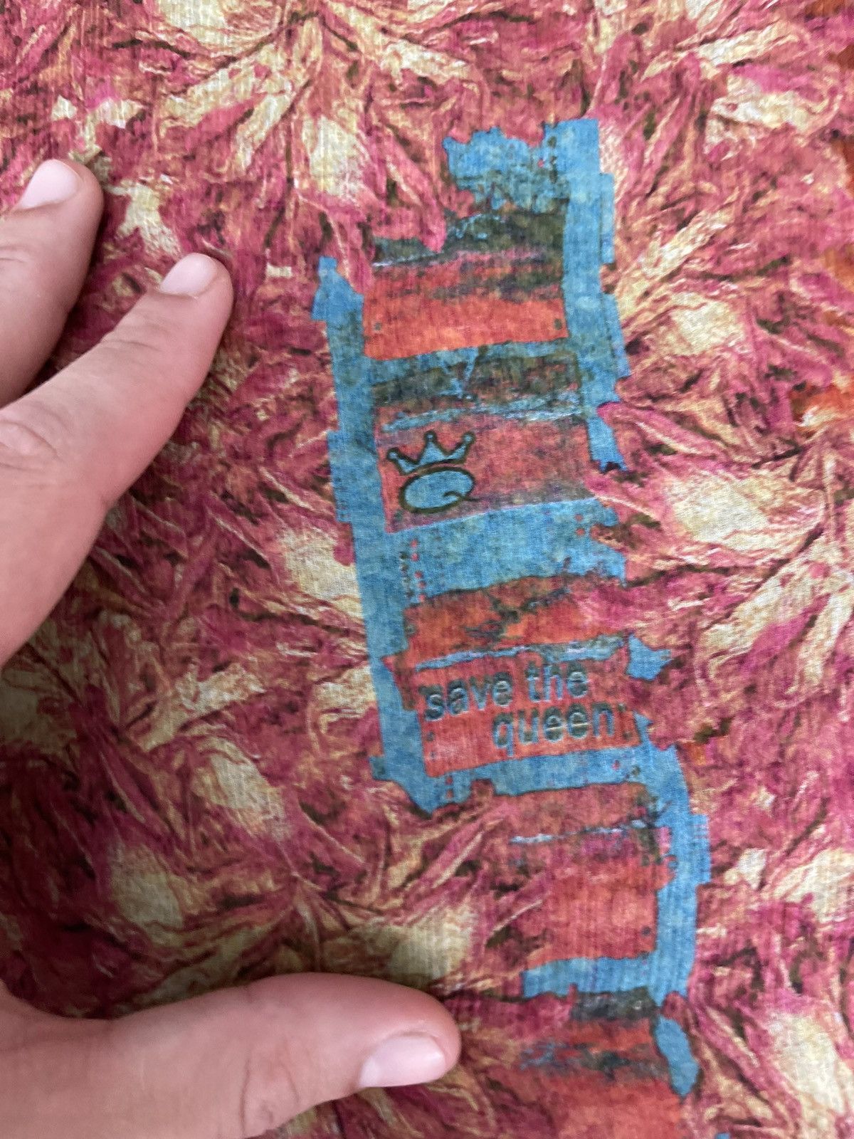 Other Save the Queen 100% silk avant garde Y2K signed scarf Size ONE SIZE - 9 Thumbnail