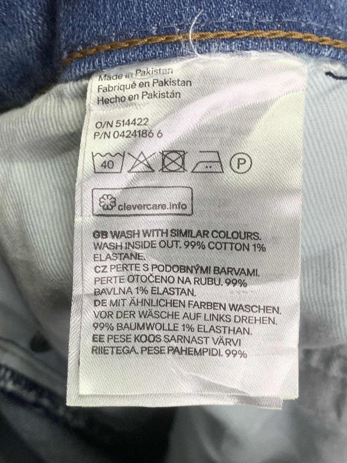 H&M H&M Distress Jeans Size US 34 / EU 50 - 19 Thumbnail
