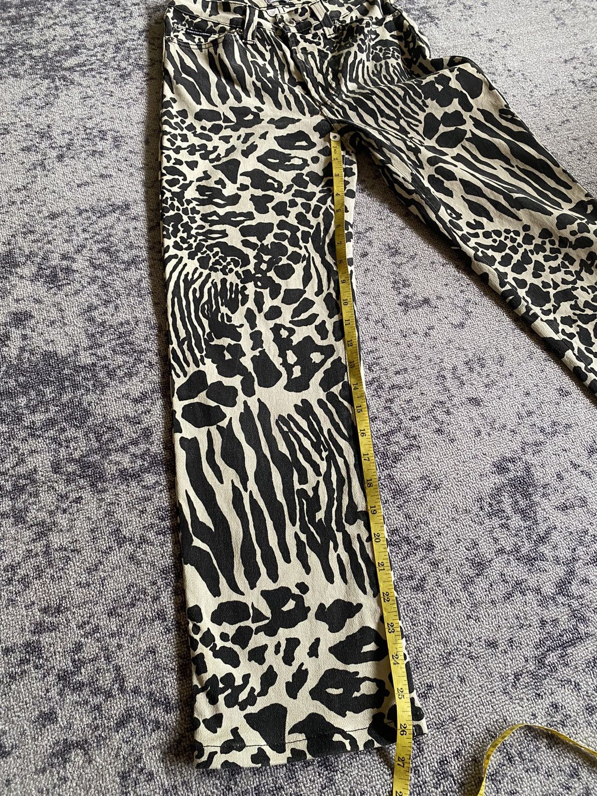 Dolce & Gabbana Dolce & Gabbana J&ans zebra pattern pants Size US 27 - 17 Thumbnail