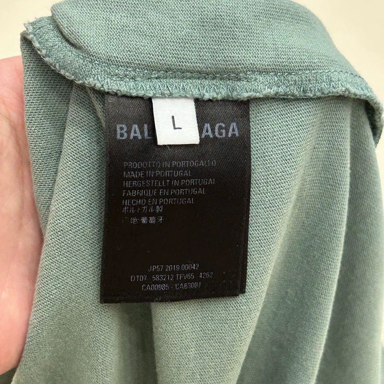 Balenciaga Balenciaga Lock short sleeve Size US L / EU 52-54 / 3 - 4 Thumbnail