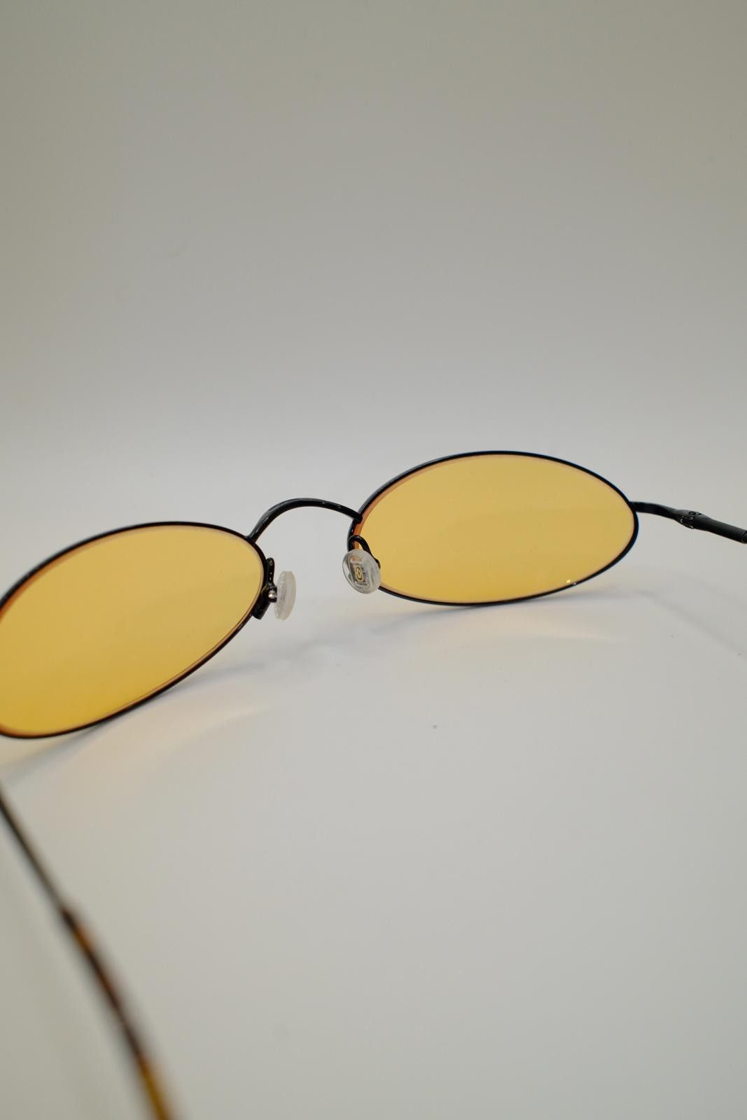 Katharine Hamnett London 90s Katharine Hamnett Oval Frame Yellow Tint Sunglass Size ONE SIZE - 4 Thumbnail