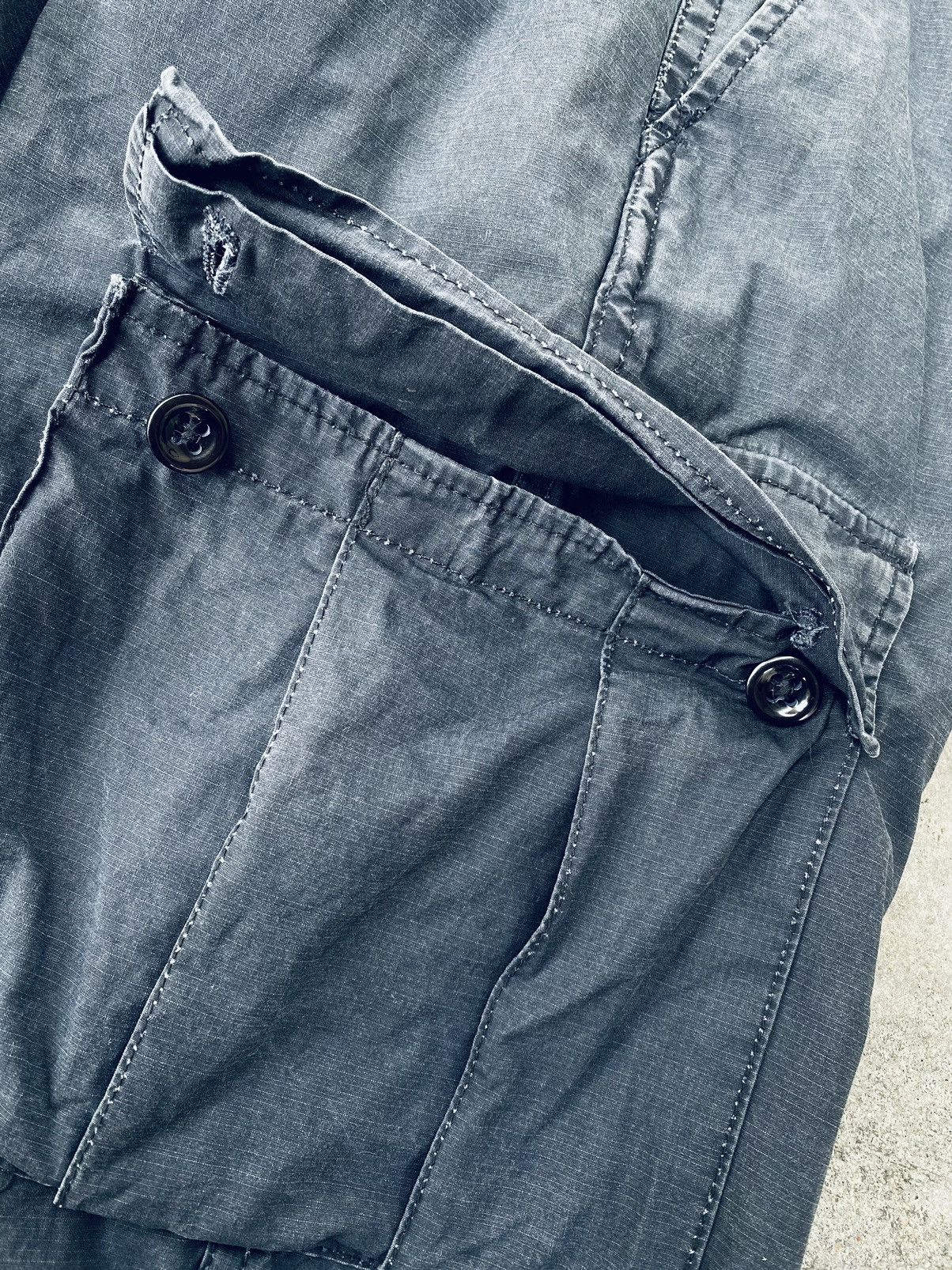 Stussy Vintage Stussy Distressed Cargo Short Pants Size US 35 - 17 Thumbnail