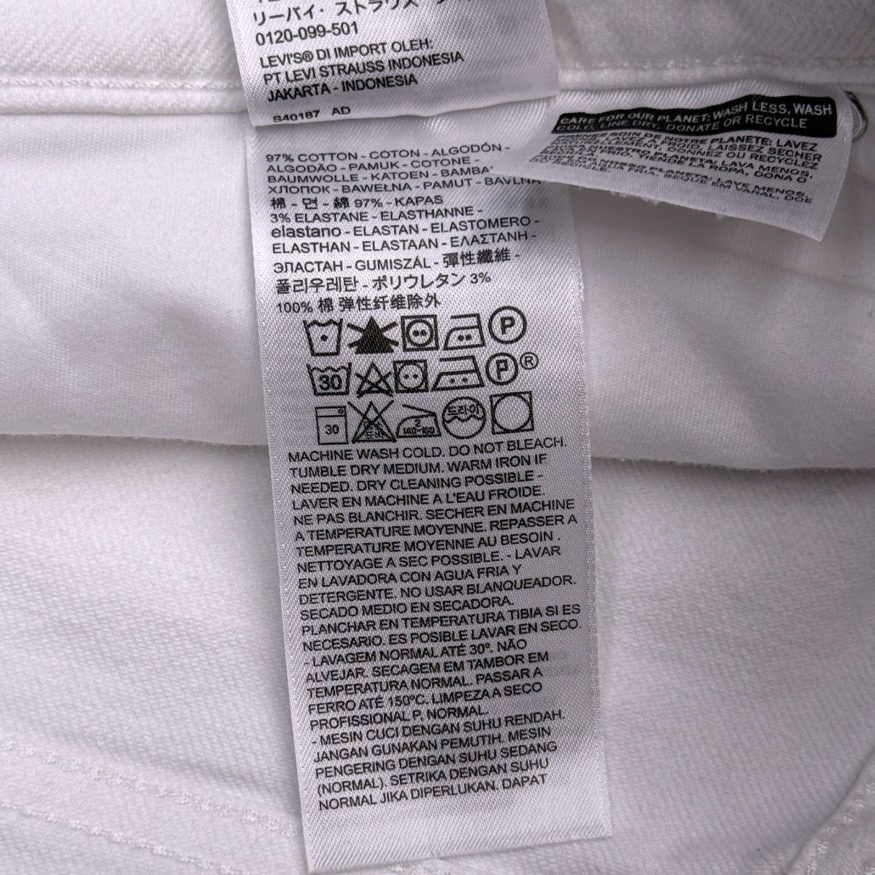 Levi's Levi's 414 Classic Straight Jeans Womens 18W White High Rise Stretch Size 40" / US 18 - 6 Thumbnail