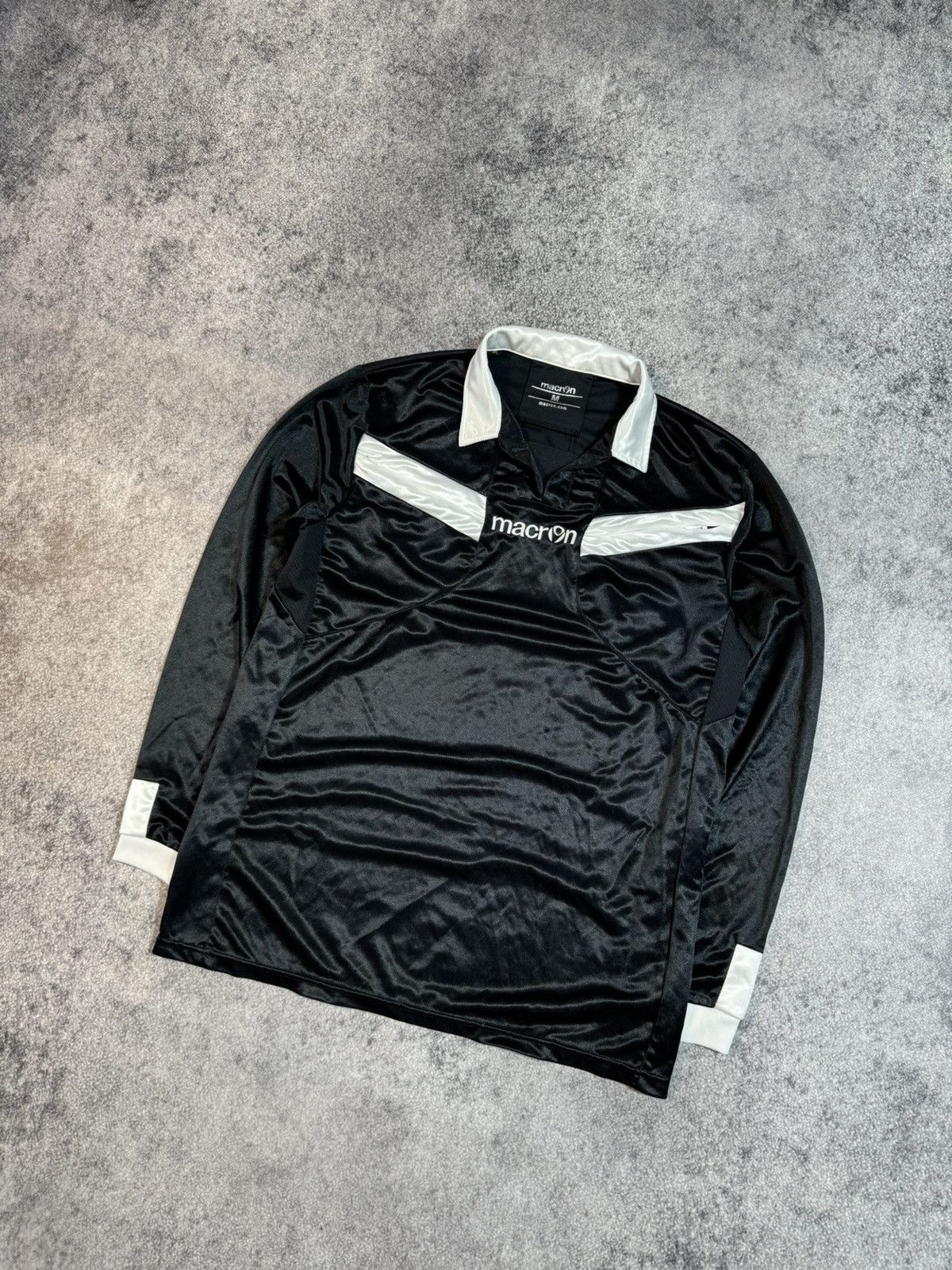 Vintage Vintage Soccer Long Jersey Macron Streetwear Rare M Style Size US M / EU 48-50 / 2 - 1 Thumbnail