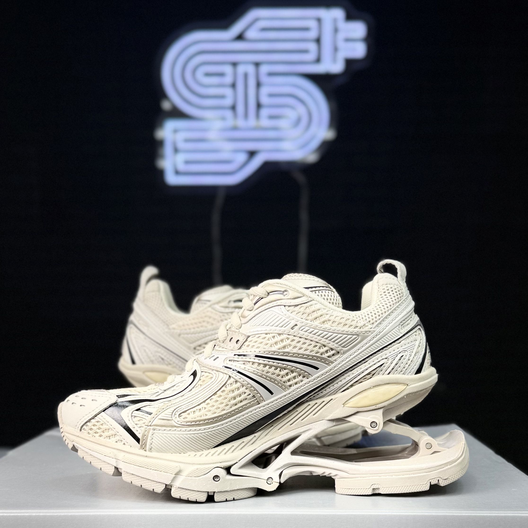 Balenciaga Balenciaga X-Pander Sneaker Size US 4 / IT 34 - 4 Thumbnail