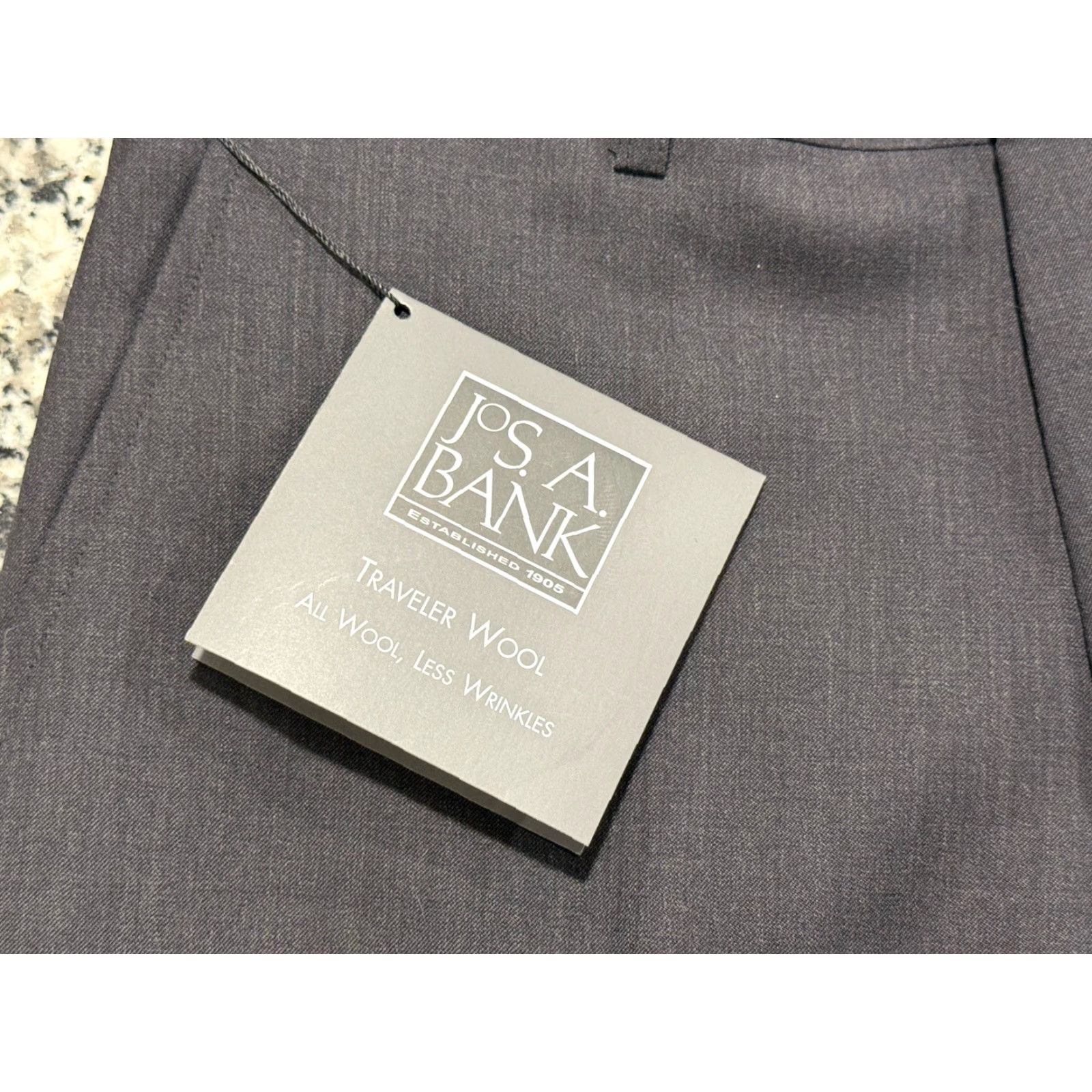 Jos. A. Bank Jos. A. Bank Traveler Pants Dress Pants Slim Fit 30x31.5 Wool Charcoal Gray Flat Front Moisture Wicking Climate Control Mens Size US 30 / EU 46 - 4 Thumbnail