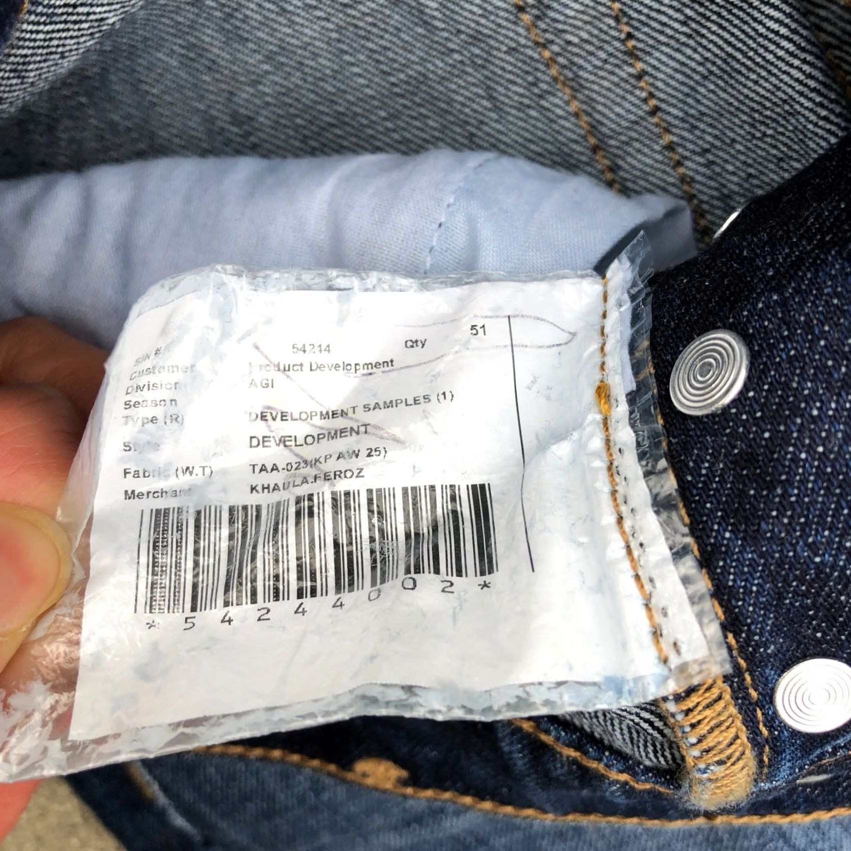 Denime AGI DENIM Jeans Men's 28 x 28 Dark Wash Blue Button Fly Vintage? Size US 28 / EU 44 - 7 Thumbnail