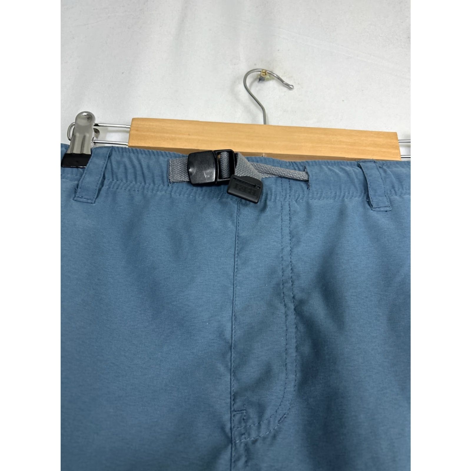 Vintage **Outdoor REI Men’s XL Blue Cargo Belted Shorts** User: Outdoor REI Men’s XL Blue Cargo Belted Shorts Size US 36 / EU 52 - 5 Thumbnail