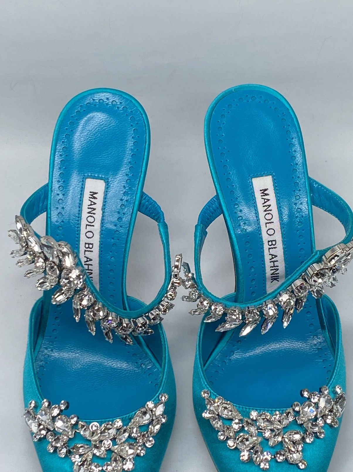 Manolo Blahnik Manolo Blahnik Lurum 90 Embellished Satin Mules size 37 Size US 7 / IT 37 - 10 Thumbnail