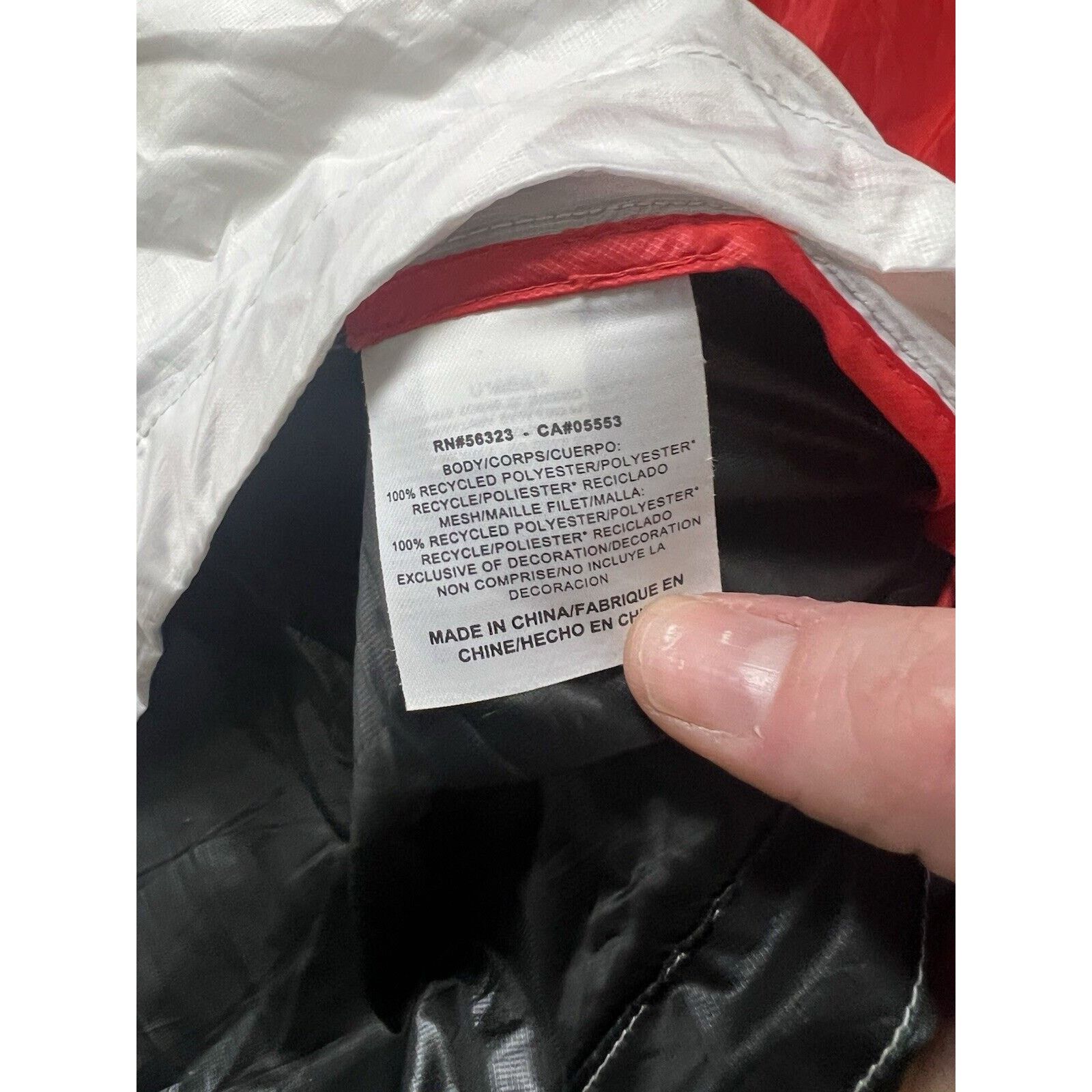 Nike NIKE NSW Swoosh Windrunner Retro Red White Mens L 2010 EUC Size US L / EU 52-54 / 3 - 8 Thumbnail