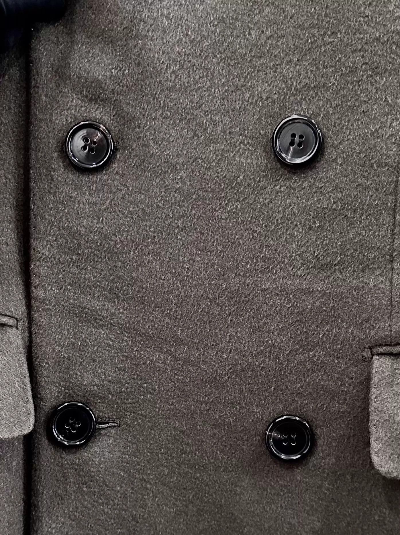 Brioni Brioni Men's Taupe Cashmere Double-Breasted Overcoat 48 Size US M / EU 48-50 / 2 - 4 Thumbnail