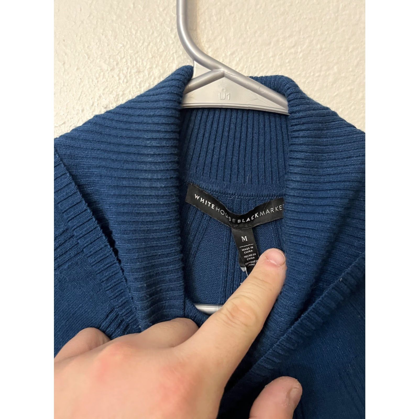 White House Black Market White House Black Market Sweater Knit Blue Solid Cowl Neck Medium Ladies Pullover Knit Long Sleeve Metallic Thread, Glitter Size M / US 6-8 / IT 42-44 - 2 Thumbnail