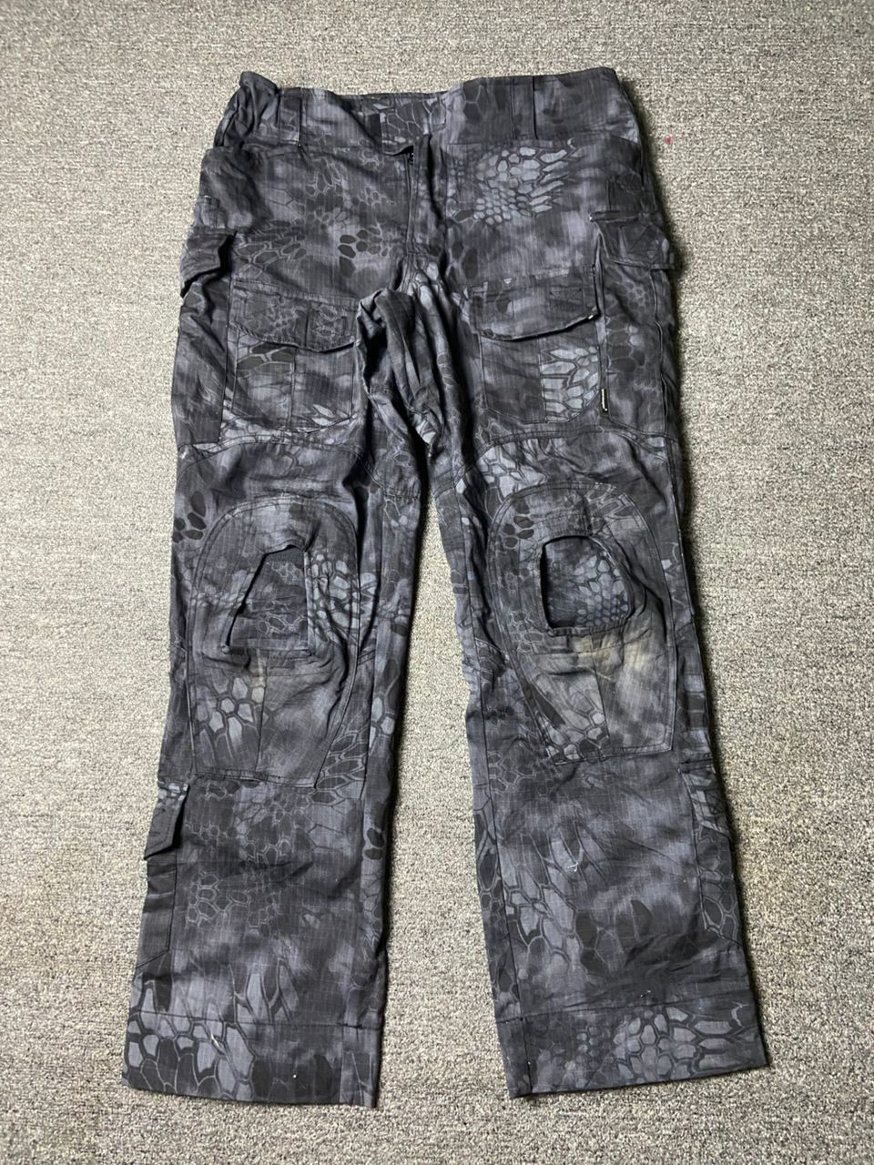 Japanese Brand Emerson Gear Animal Printed Tactical Cargo Pants (160) Size US 35 - 1 Thumbnail