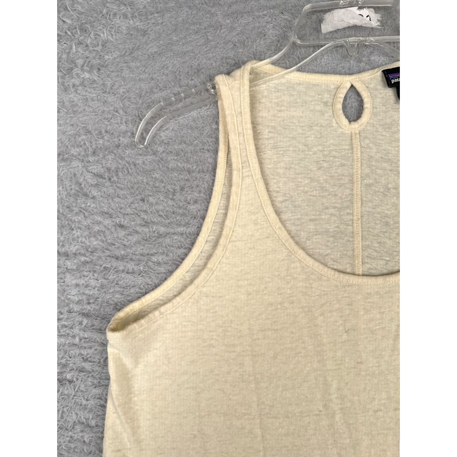 Patagonia Patagonia Shirt Womens XL Yellow Tank Sleeveless Linen Blend Jersey Crew Neck Pullover Casual Travel All Seasons Size XL / US 12-14 / IT 48-50 - 3 Thumbnail