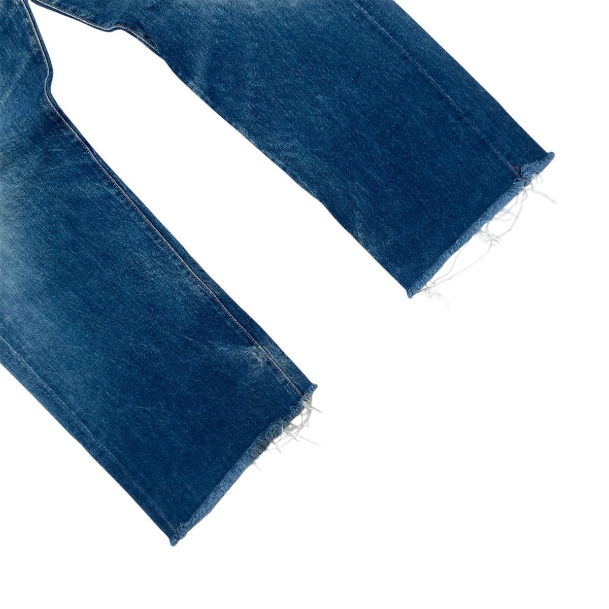 Evisu VINTAGE EVIS DISTRESSED SELVEDGE JEANS Size US 33 - 7 Thumbnail