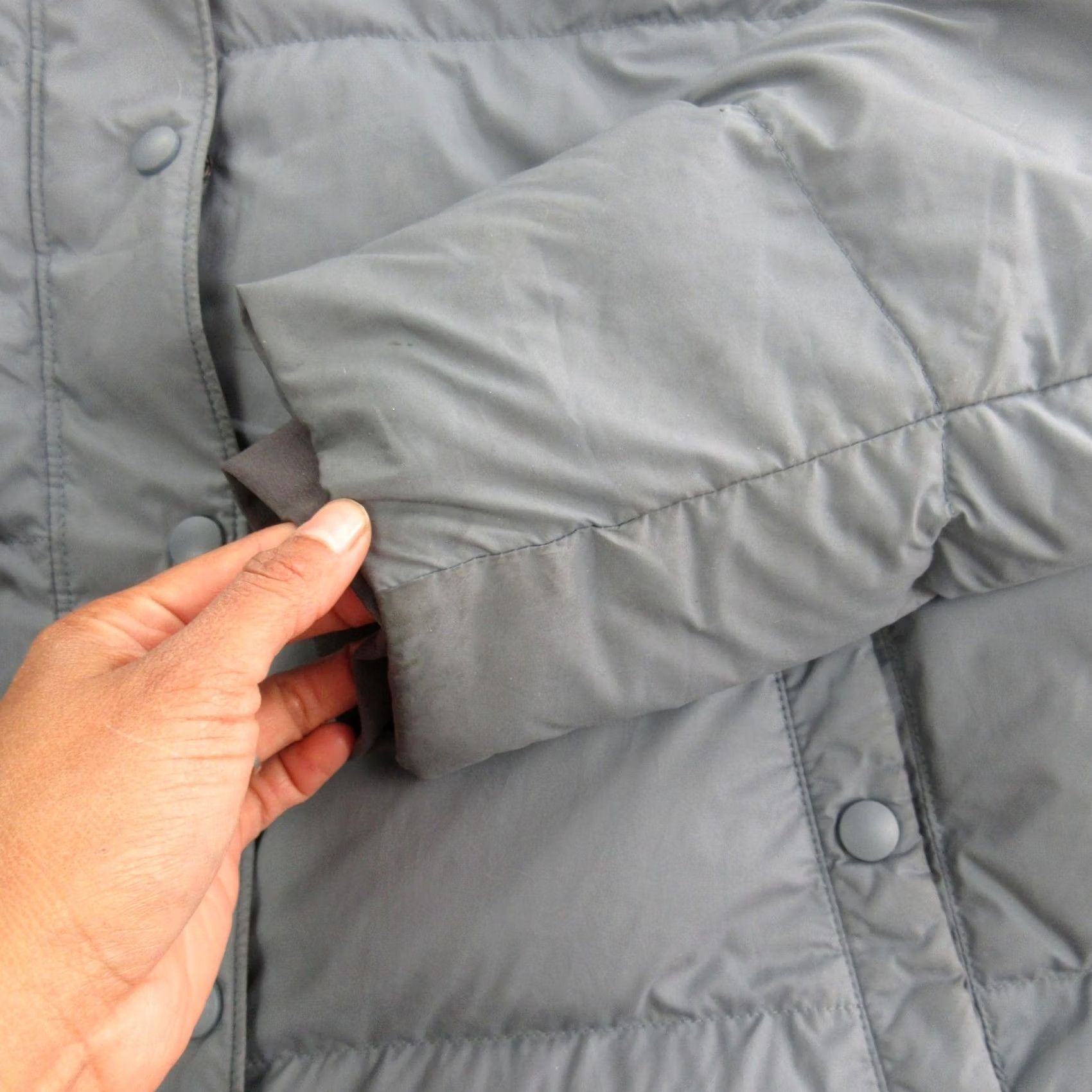 Patagonia Patagonia Jacket Womens XL Gray Down Puffer Quilted Full Zip Pockets Warm Size XL / US 12-14 / IT 48-50 - 3 Thumbnail