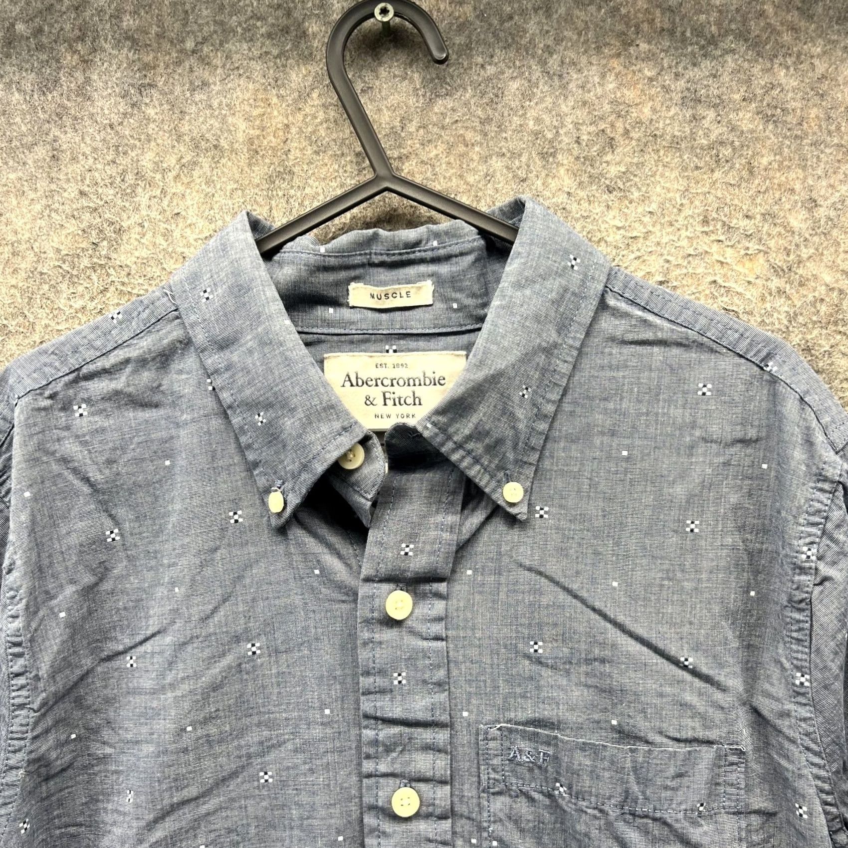 Abercrombie & Fitch Abercrombie & Fitch Shirt Mens Small Gray Muscle Fit Long Sleeve Button Down Size US S / EU 44-46 / 1 - 6 Thumbnail