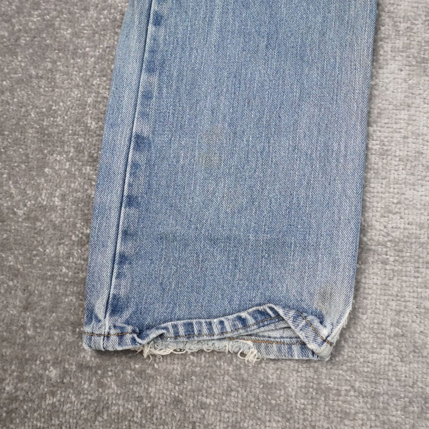Levi's VINTAGE Levi's 505 Regular Men Jeans 33x32 Light Wash Blue Denim 5-Pocket Straight Size US 33 - 6 Thumbnail