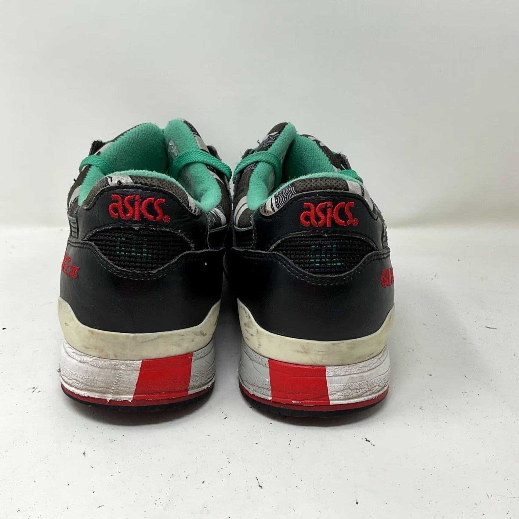 Asics ASICS GEL-Lyte III Future Camo Sneaker Men 10.5 Black Multi-Color Cracking Scuffing Size US 11 / EU 44 - 6 Thumbnail