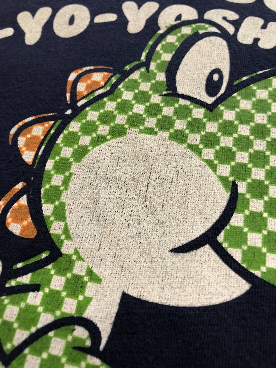 Uniqlo Uniqlo T-shirt Graphique Super Mario Nintendo Yoshi Size S Size US S / EU 44-46 / 1 - 11 Thumbnail