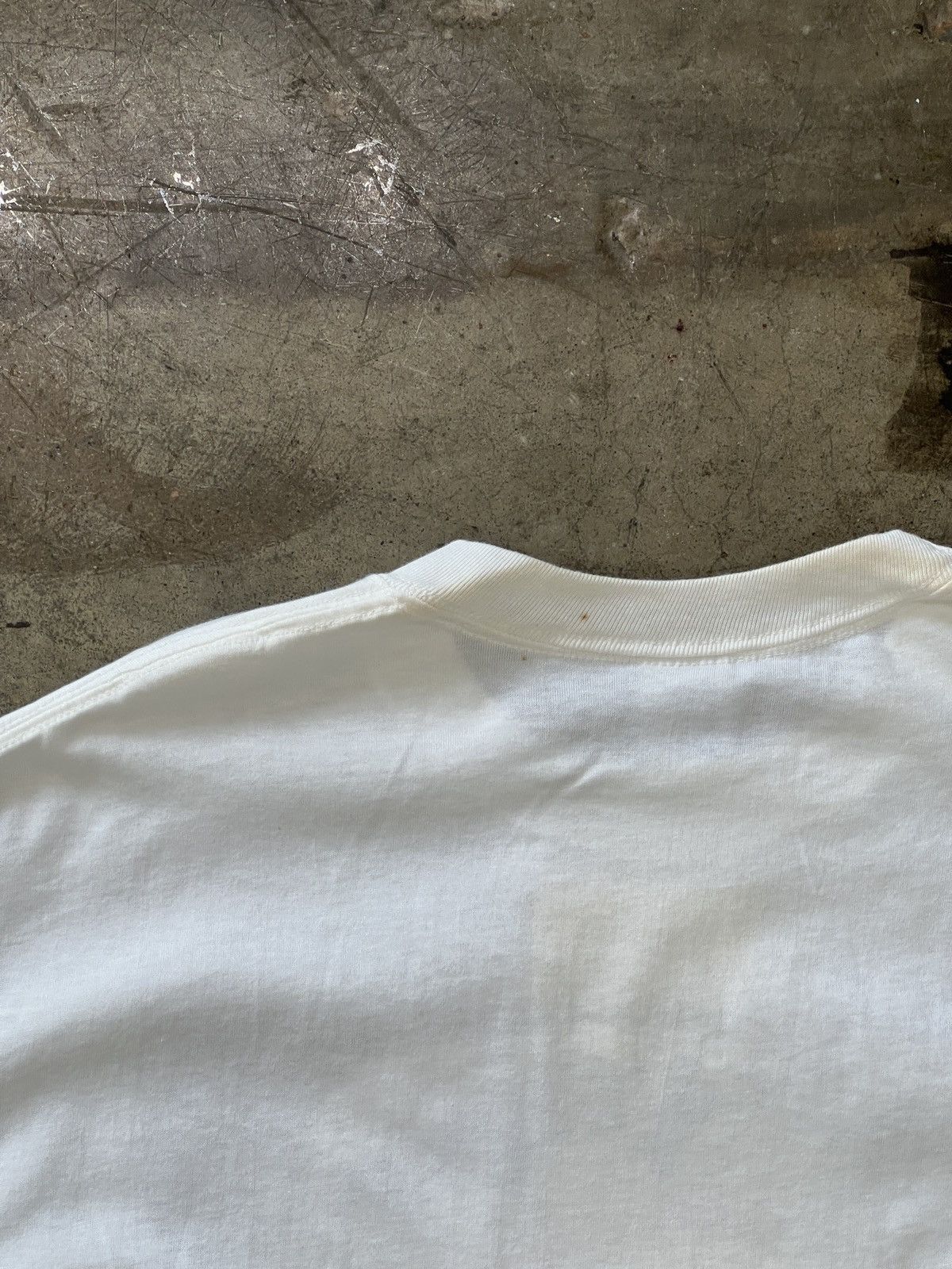 Vintage Vintage Salvador Dali Geopolitics Child Watching Art Tee XL Size US XL / EU 56 / 4 - 5 Thumbnail