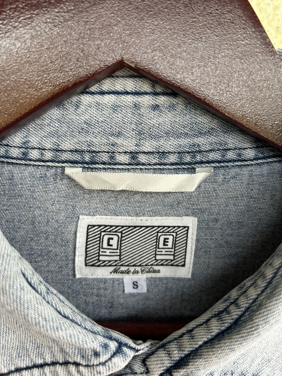 Cav Empt Cav Empt Buttons Up Denim Shirt Size US S / EU 44-46 / 1 - 8 Thumbnail