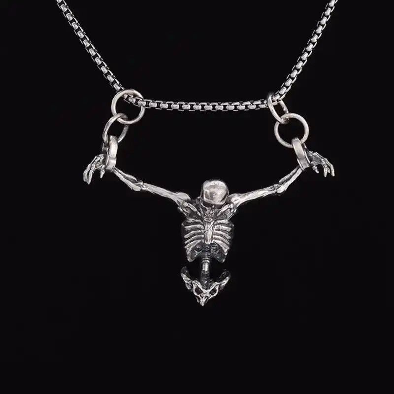 Jewelry x Skulls Upper Body Skull Pendant Necklaces in Silver, Men's
