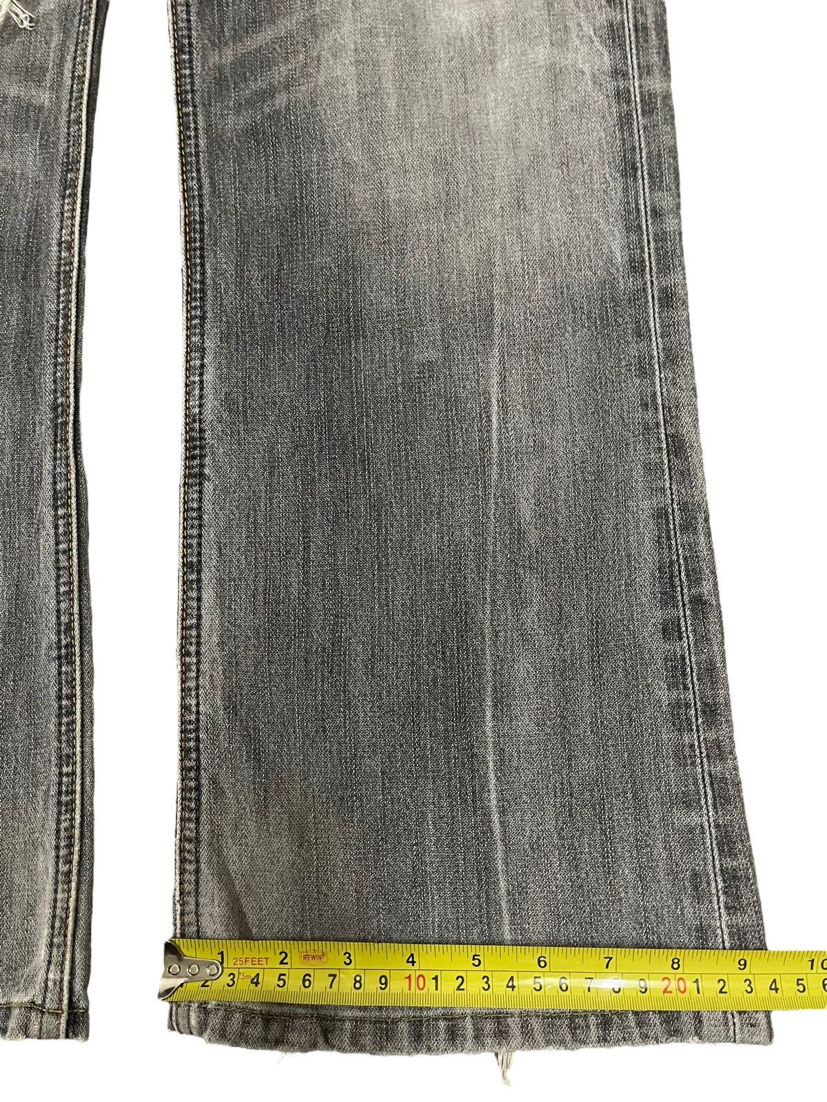 Wrangler Vintage 90s Wrangler Faded Wash Distressed Wide Leg Jeans Size US 34 / EU 50 - 17 Thumbnail