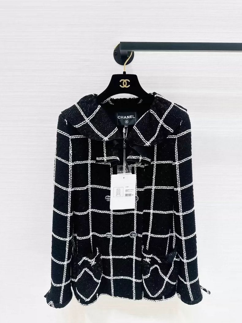 Chanel Chanel Roof series black and white checkered coat Size XXS / US 00 / IT 34 - 1 Thumbnail