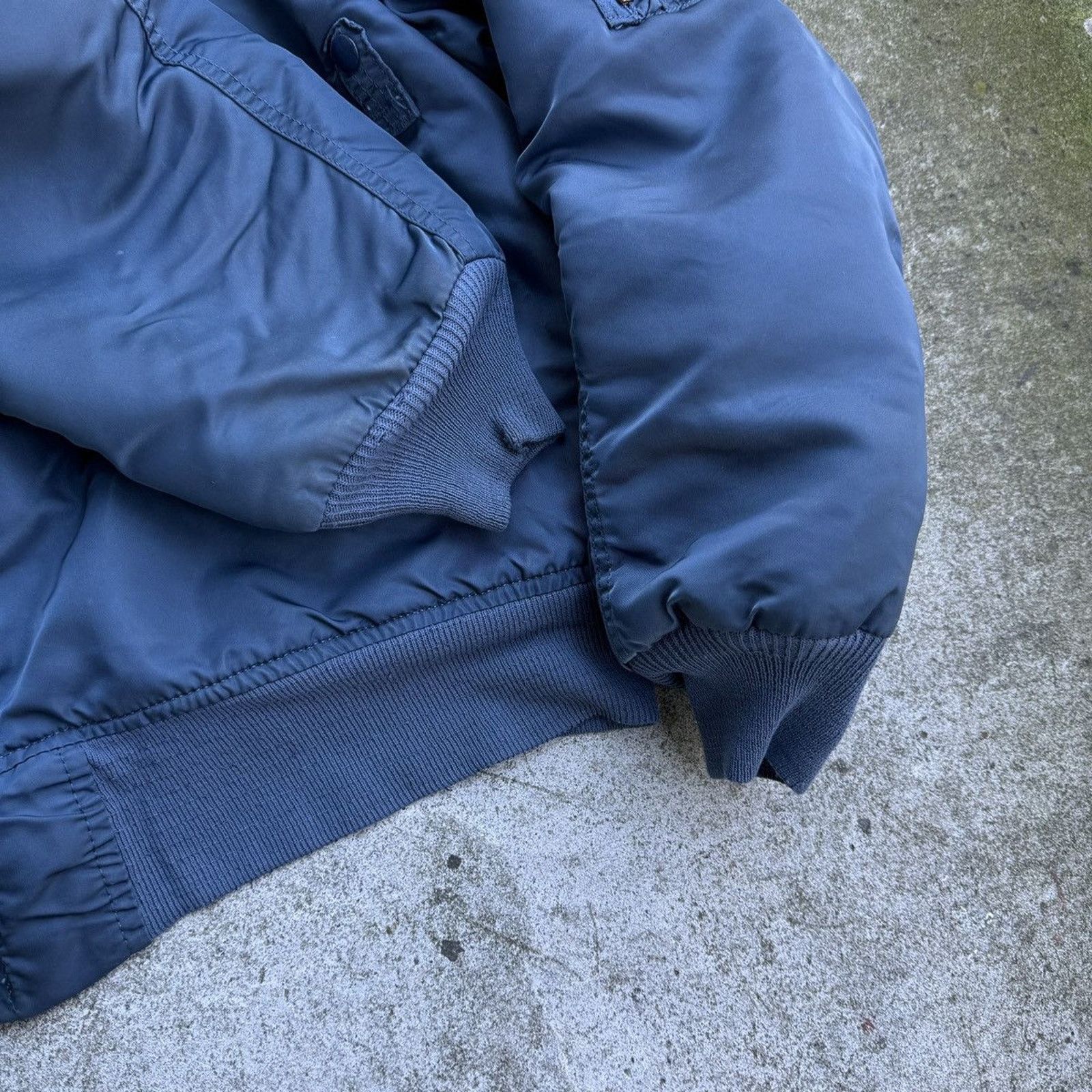 Vintage 80s USAF MA-1 Blue Bomber Jacket Faded Distressed ERD Grunge Size US L / EU 52-54 / 3 - 6 Thumbnail