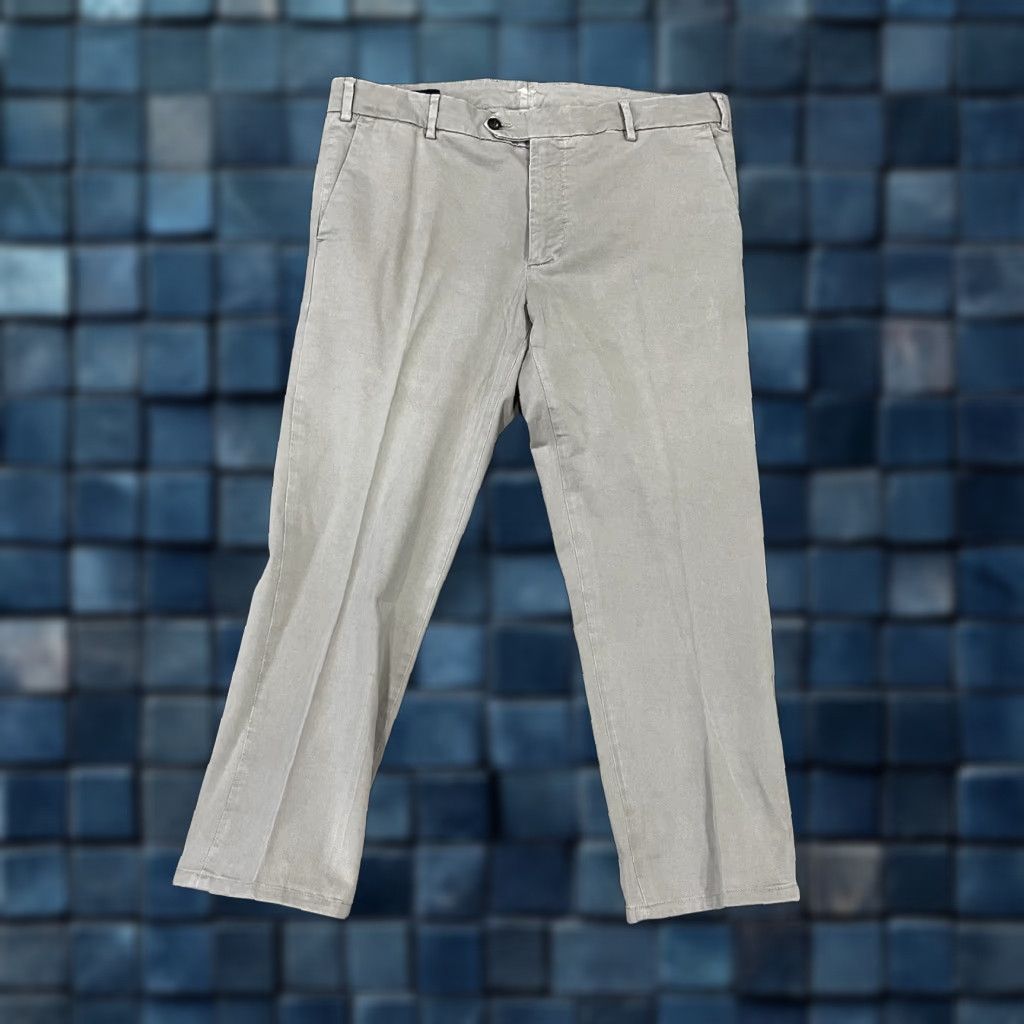 Peter Millar Peter Millar Chino Pants Men 36 x 22 5-Pocket Gray Stretch Mois ture Wicking Breathable Classic Tapered Size US 36 / EU 52 - 1 Thumbnail