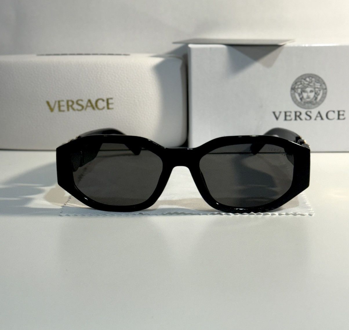Versace Versace Sunglasses - Black Size ONE SIZE - 2 Thumbnail