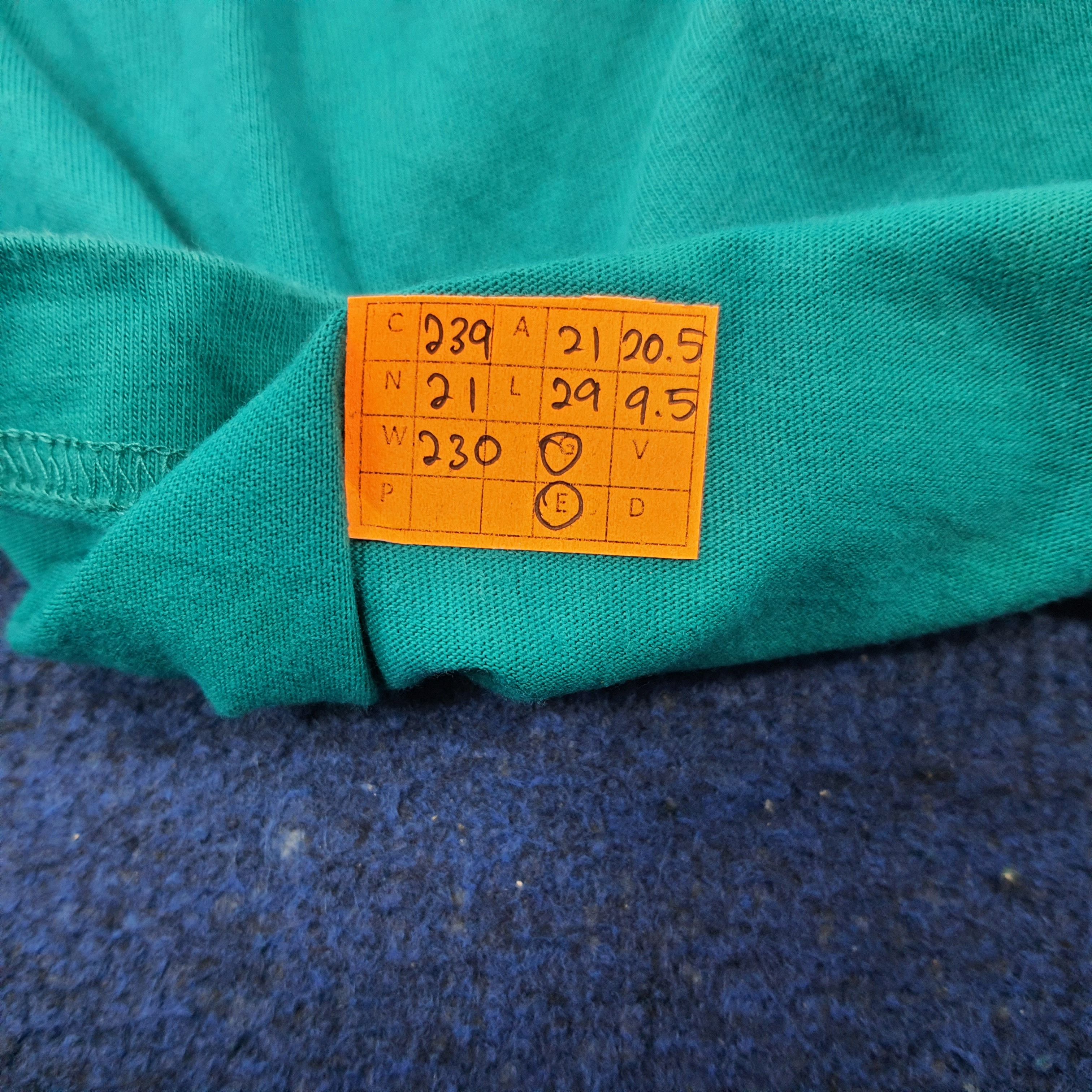 Yves Saint Laurent Vintage Yves Saint Laurent YSL Tshirt C239N21 Size US L / EU 52-54 / 3 - 8 Thumbnail