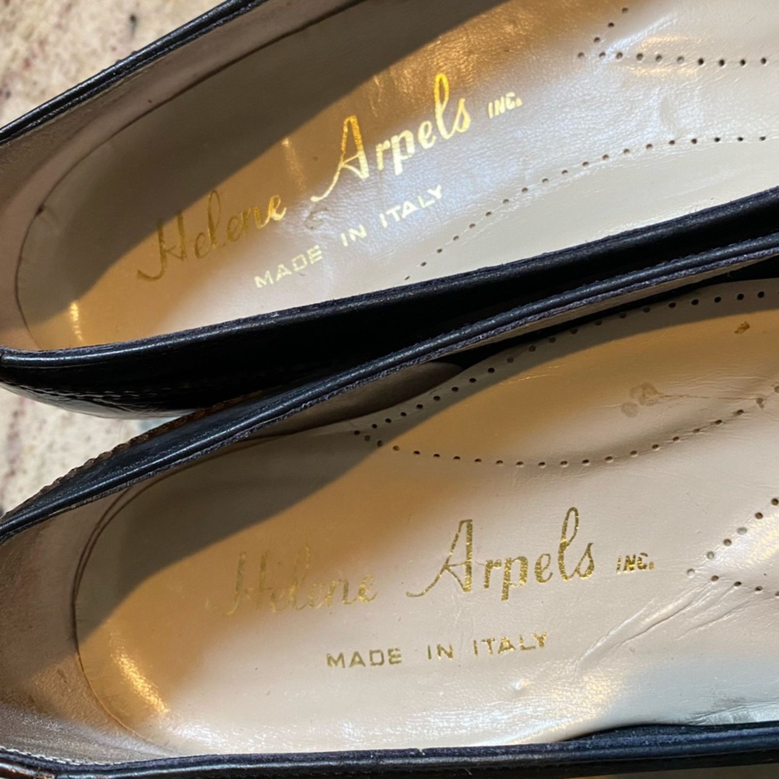 Other Helene Arpels Croc Black Suede Low Pumps Italy 9.5 AA Size US 9.5 / IT 39.5 - 2 Thumbnail