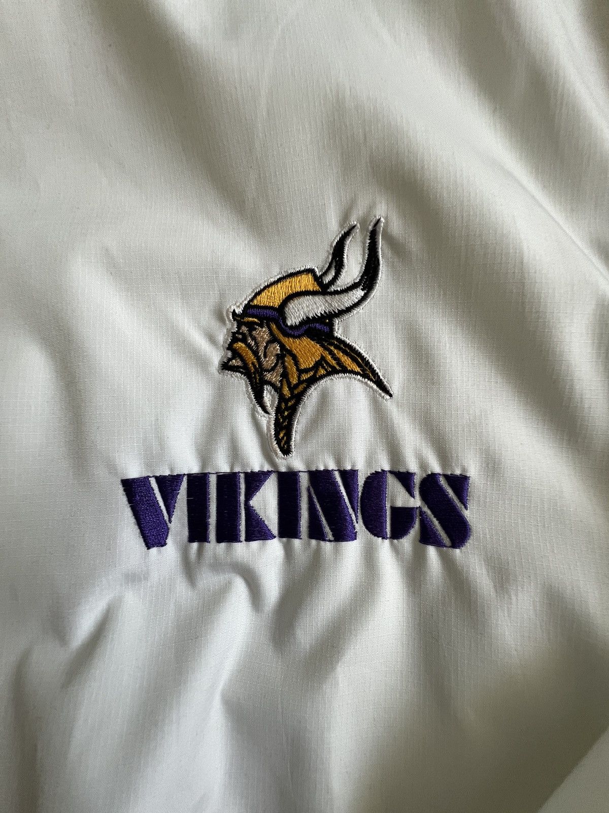 Reebok Vintage nfl vikings windbreaker jacket Size US M / EU 48-50 / 2 - 2 Thumbnail