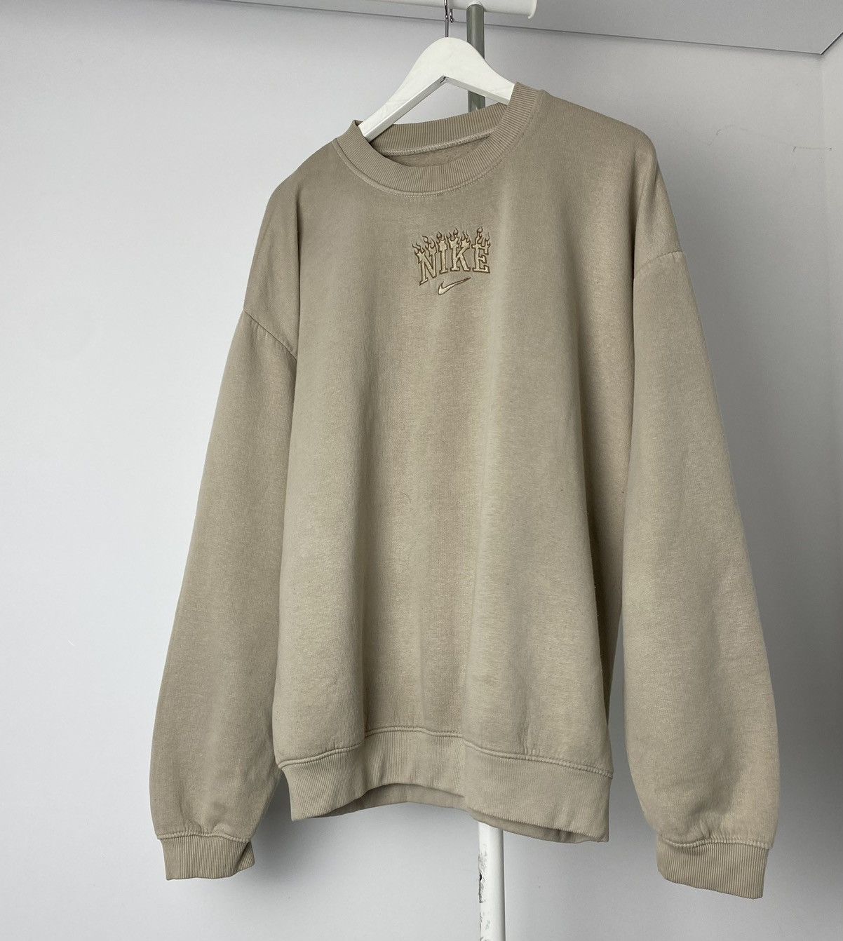 bootleg nike spellout sweatshirt