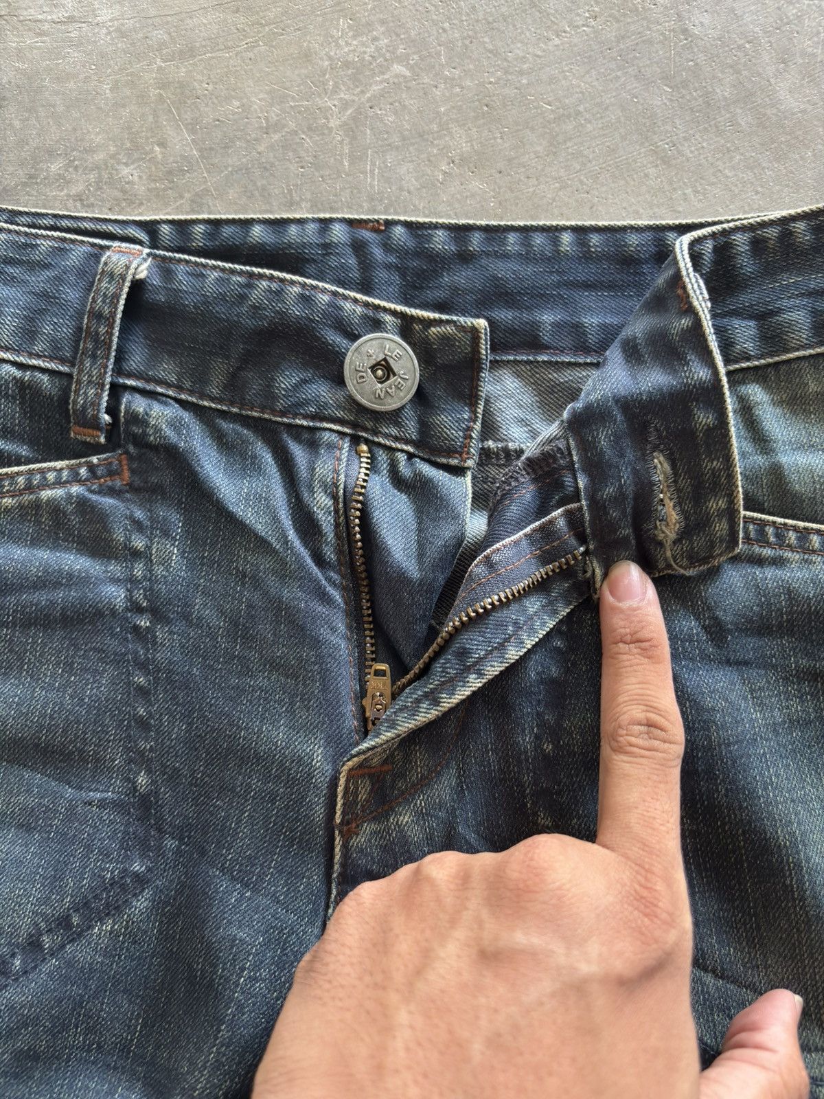 Marithe + Francois Girbaud MARITHE FRANCOIS GIRBAUD MFG biker jeans distressed vintage Size US 30 / EU 46 - 4 Thumbnail