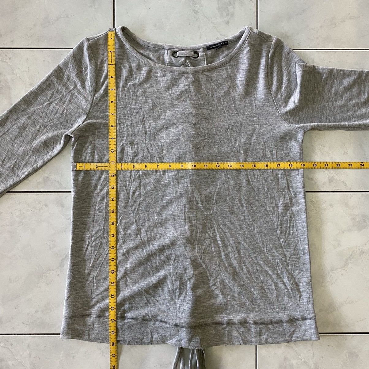 Japanese Brand Staccato Modern Grey Lace-Up Back Top Subtle Statement Piece Size M / US 6-8 / IT 42-44 - 17 Thumbnail