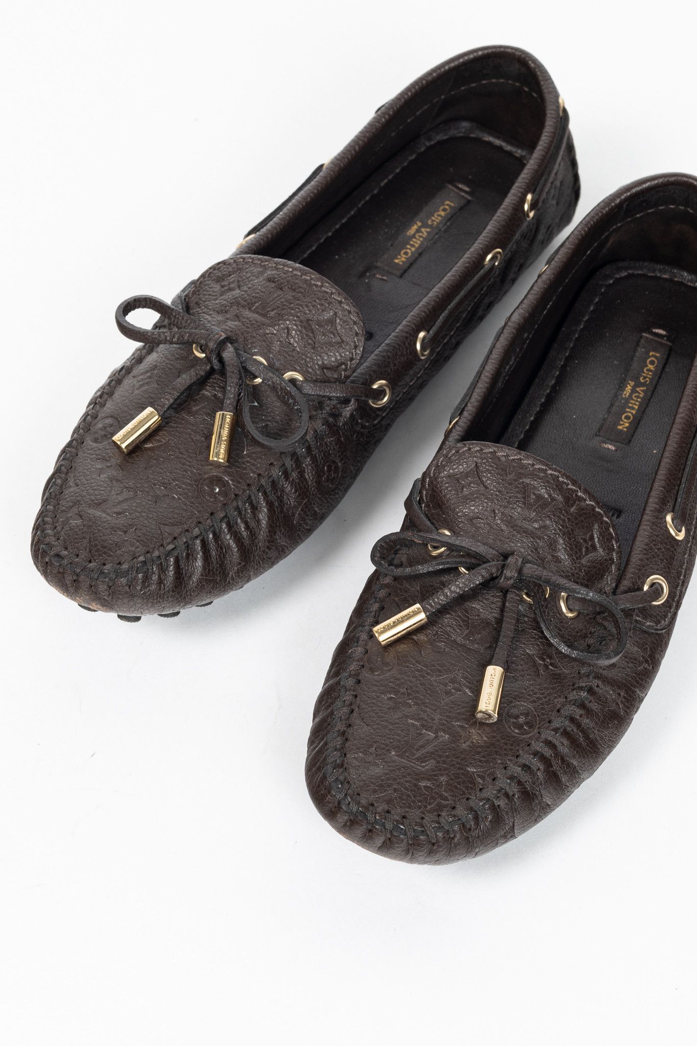 Louis Vuitton Louis Vuitton Gloria Monogram-Embossed Leather Flat Loafers Size US 6.5 / IT 36.5 - 7 Thumbnail
