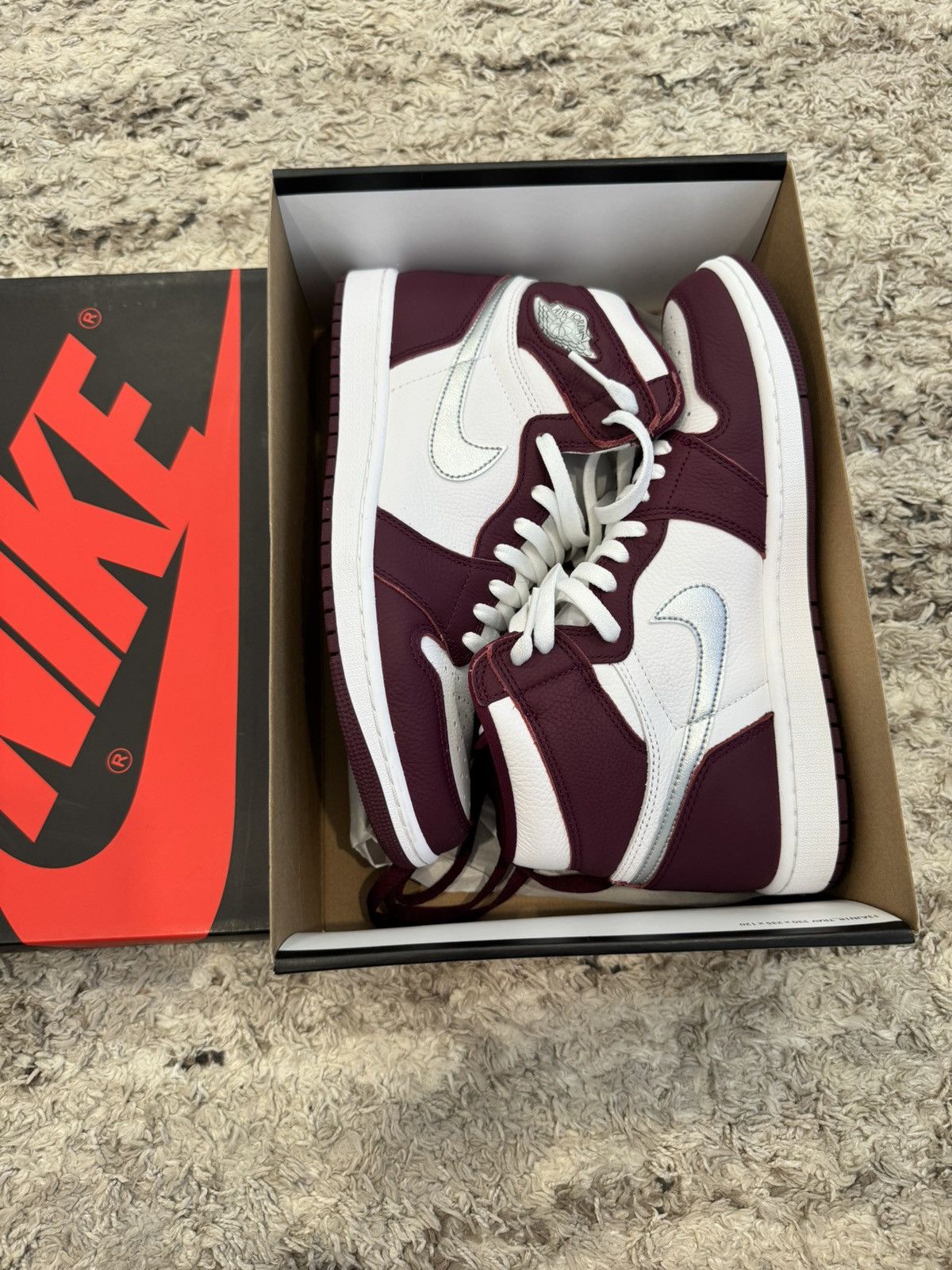 Jordan Brand Jordan 1 Retro High OG Size US 10 / EU 43 - 1 Thumbnail