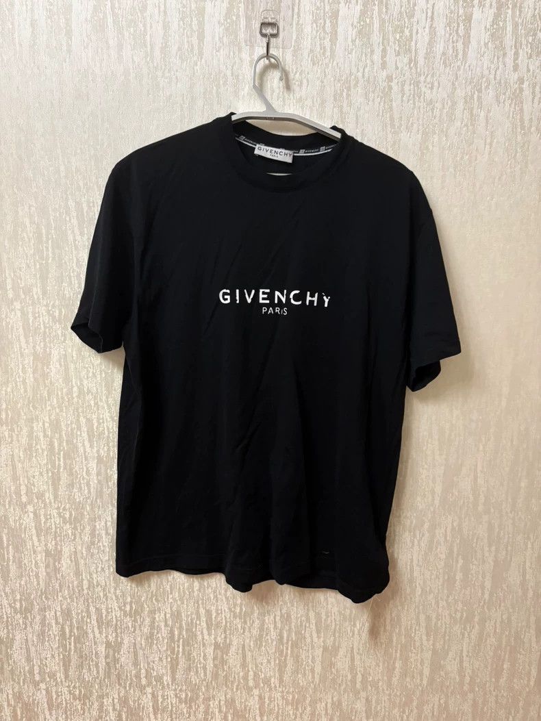 Givenchy Givenchy Destroyed Print Round Neck Short Sleeve 2506-Next Size US S / EU 44-46 / 1 - 1 Thumbnail