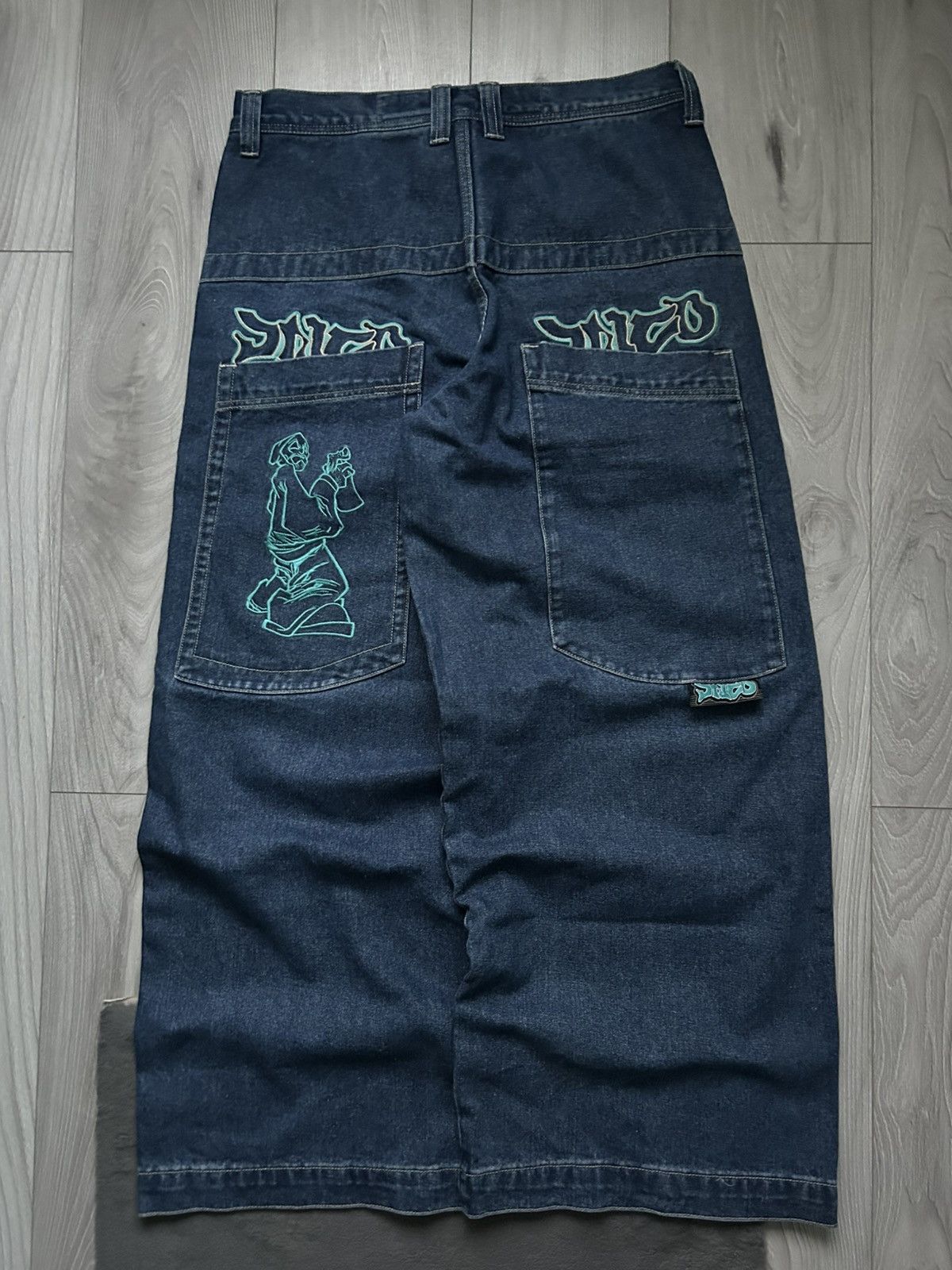 JNCO JNCO artistical uprising graffiti Size US 32 / EU 48 - 1 Thumbnail