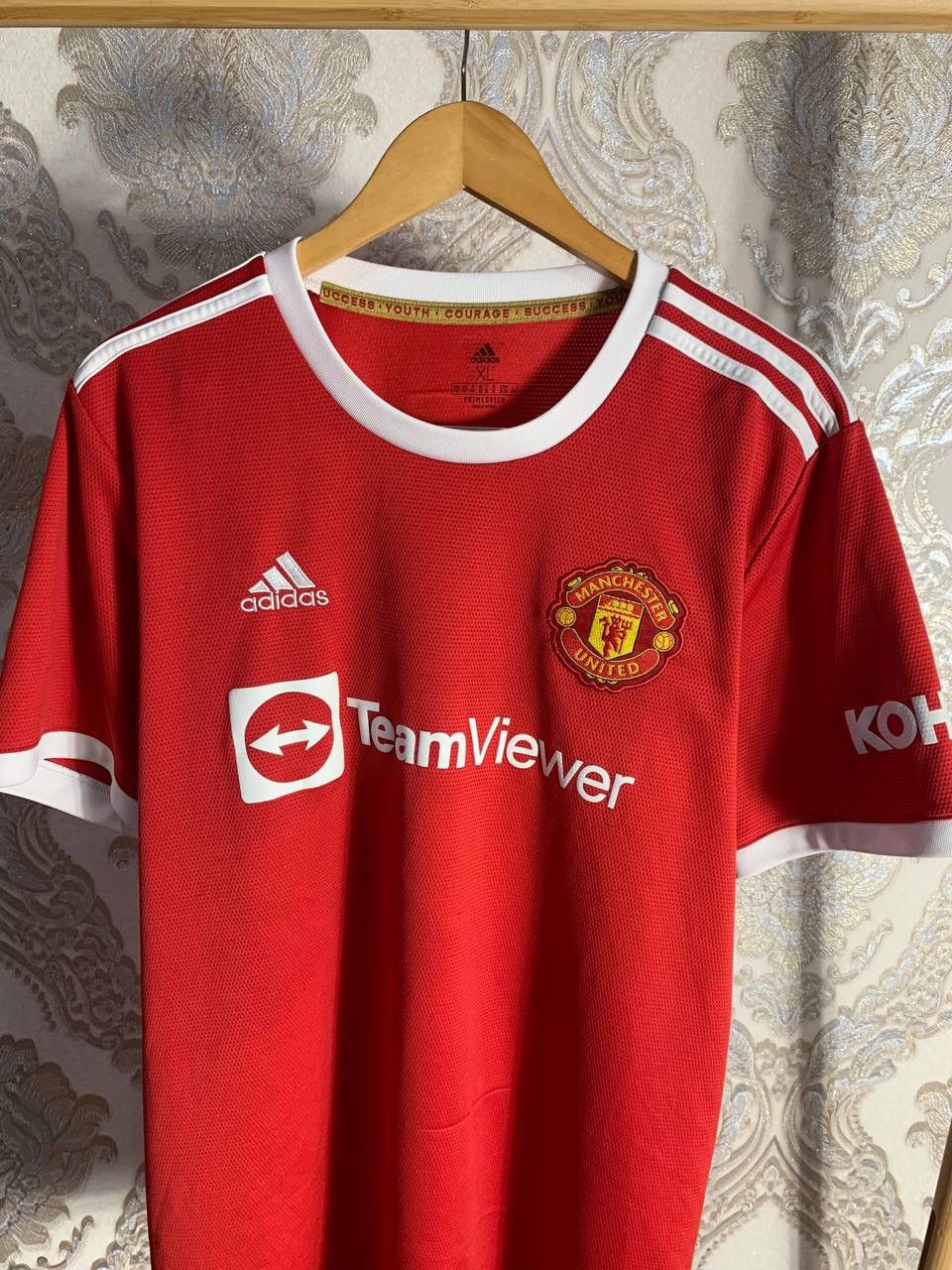 Adidas VINTAGE ADIDAS FC MANCHESTER UNITED ENGLAND SOCCER JERSEY Size US XL / EU 56 / 4 - 2 Thumbnail