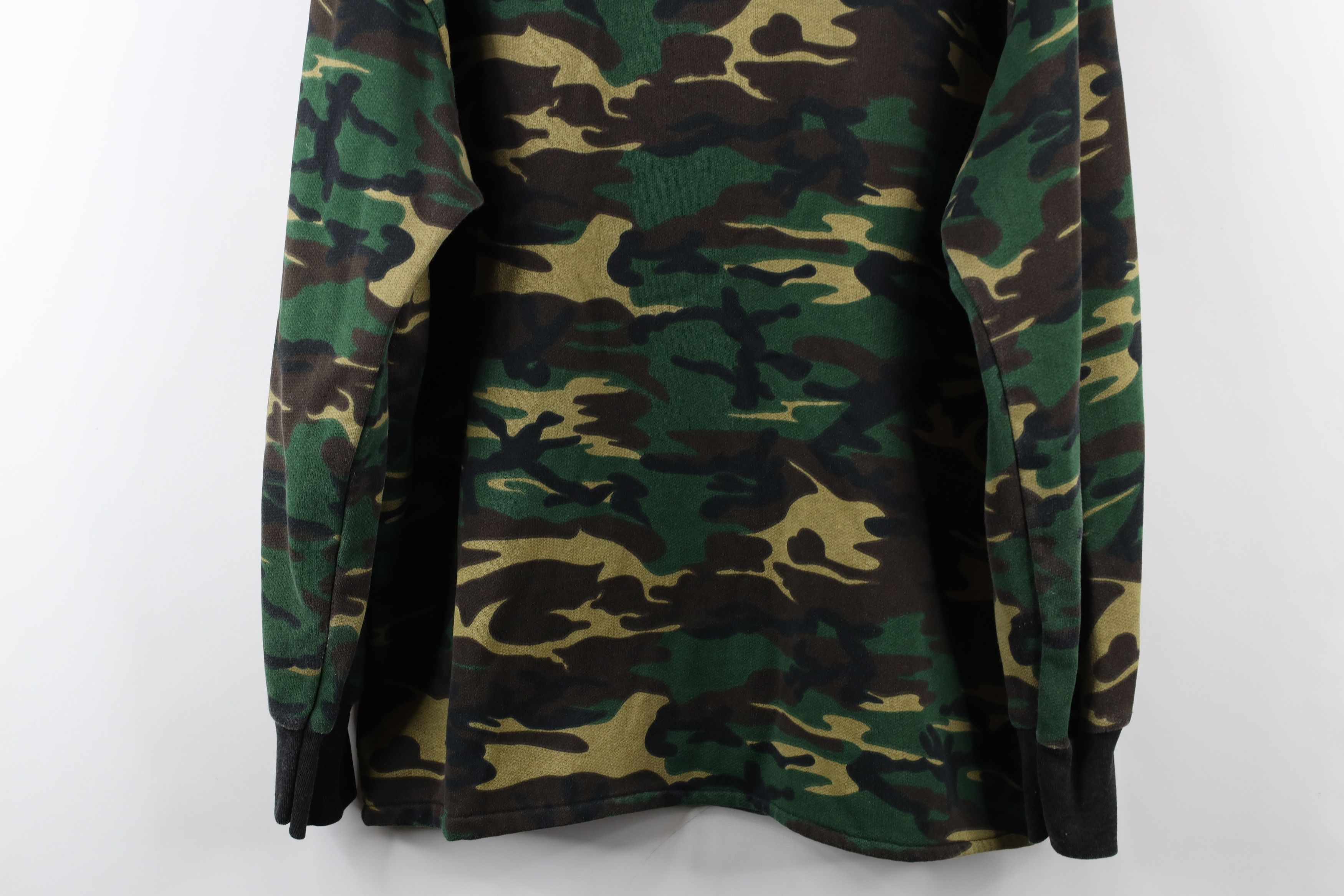 Vintage Vintage 90s Streetwear Faded Camouflage Crewneck Sweatshirt Size US XL / EU 56 / 4 - 12 Thumbnail