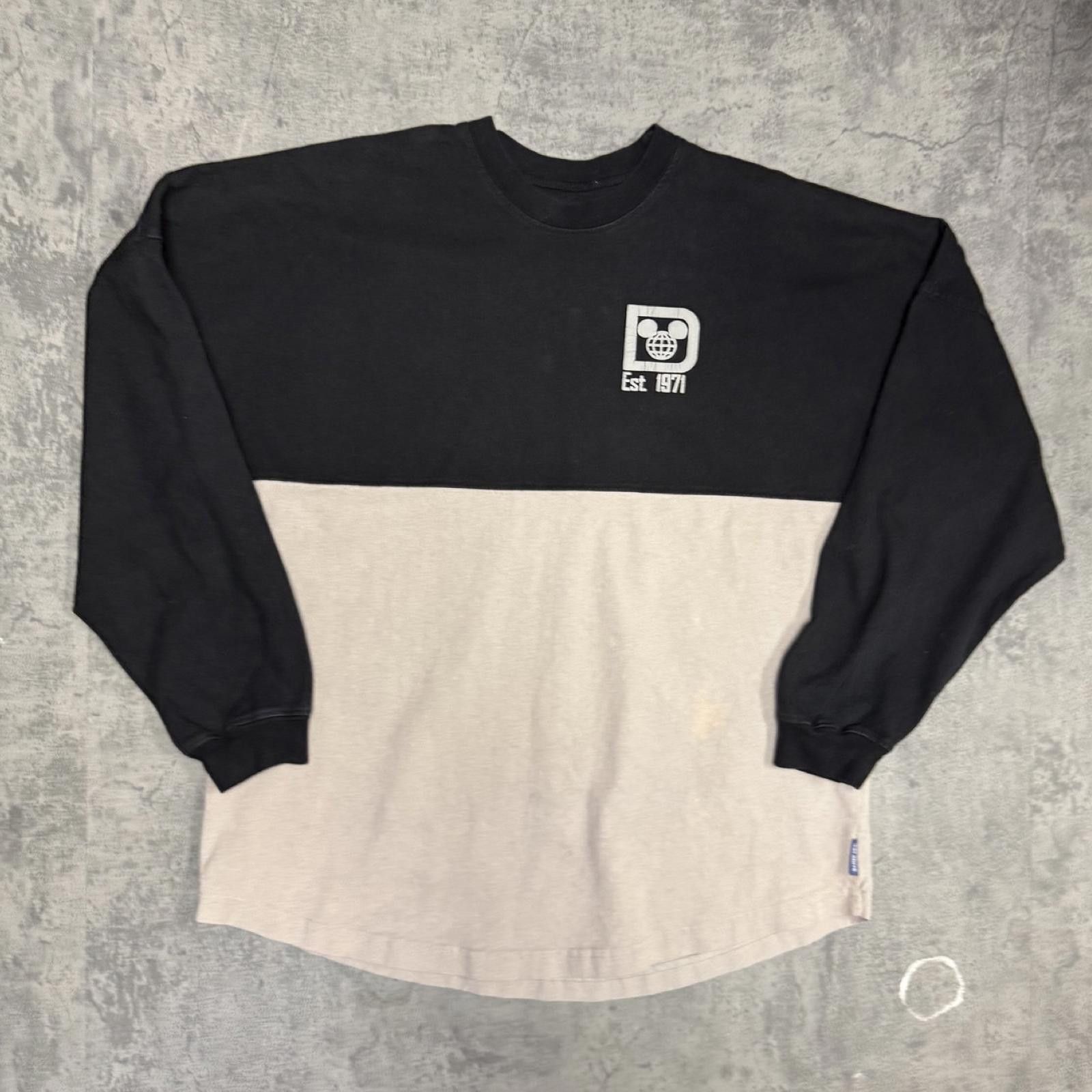 Designer Walt Disney Long sleeve -- M -- Size US M / EU 48-50 / 2 - 1 Thumbnail