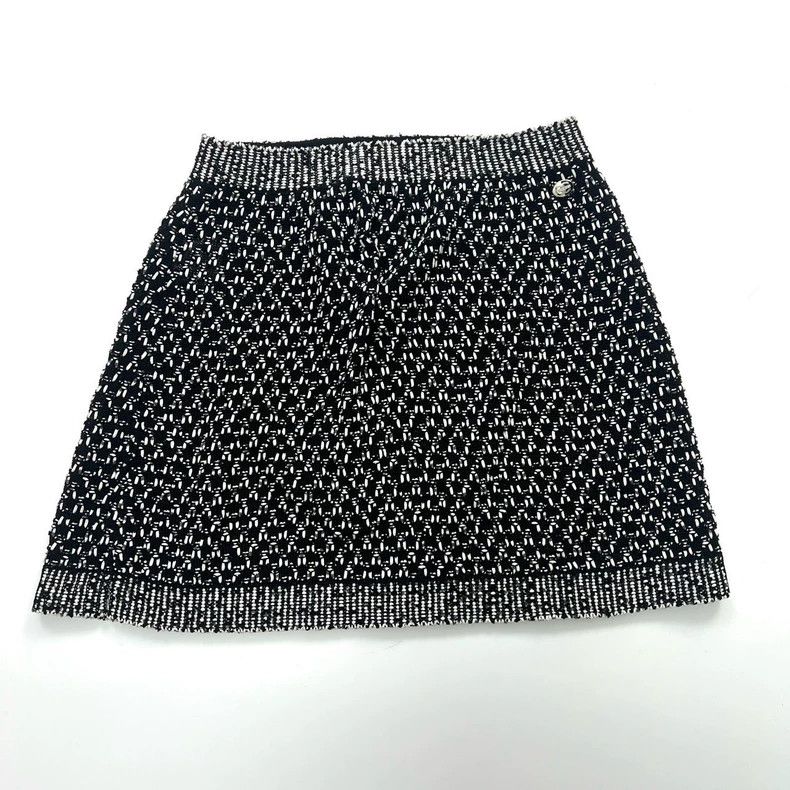 Chanel Chanel Black and white braided double c skirt Size 24" / US 00 / IT 34 - 1 Thumbnail