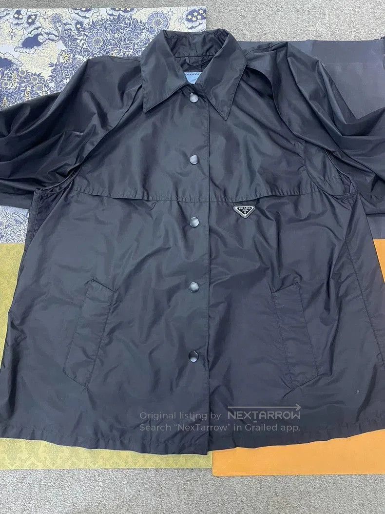 Prada Prada Black Triangle Logo Trench Coat. Size US M / EU 48-50 / 2 - 2 Thumbnail